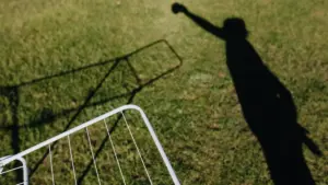 Dry weather conditions become wetter throughout the day everywhere