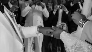 The bride gave up on makeup on the day of the wedding for a truly sincere reason