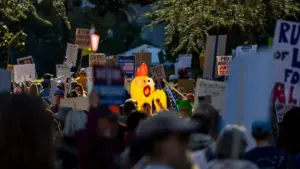 DAY OF THE WEEK ⟩ A fiery debate: Trump versus Starmer